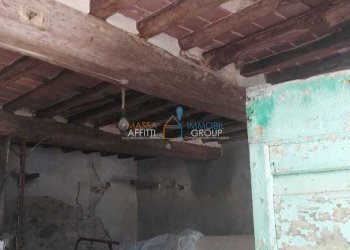 WhatsApp Image 2022-10-10 at 18.31.57 (4).jpeg - Porzione di casa Località Monticello, Carrara - foto 9