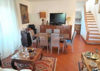 1062216-deipqz99qy.jpg - Porzione di casa Via Debbia Nuova 27, Montignoso - foto 1