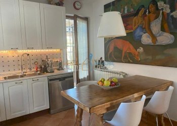 1038490-8c85nb.jpg - Villa Via 2 Giugno 14, Montignoso - foto 8