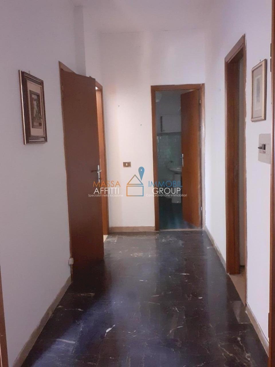 1047153_8wz3b57m8n.jpg - Quadrilocale Piazza Alcide de Gasperi 4, Massa - foto 2