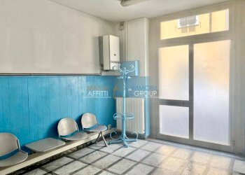 0e2168e1-abf2-41eb-a860-cd4cb921b227.jpg - Locale Commerciale Via Garibaldi 41A, Carrara - foto 13