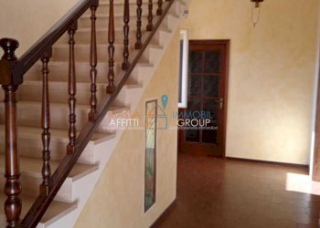 PHOTO-2022-03-07-18-36-06.jpg - Villa Via Marina Vecchia 302, Massa - foto 9