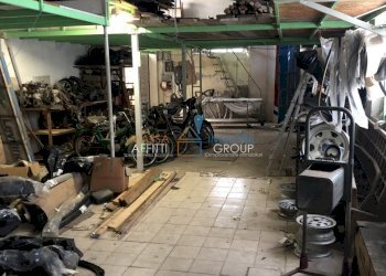 IMG_5787.JPG - Locale Commerciale Via Crocello 2, Massa - foto 9