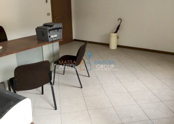 IMG_5497.JPG - Ufficio Via Roma 170, Montignoso - foto 2