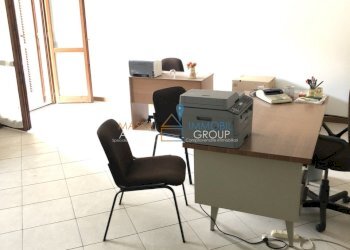 IMG_5499.JPG - Ufficio Via Roma 170, Montignoso - foto 4