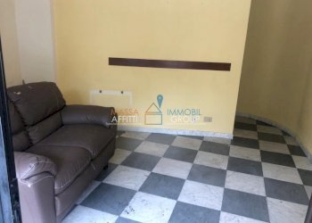 WhatsApp Image 2021-04-17 at 13.17.35.jpeg - Locale Commerciale Via Padreterno 9C, Montignoso - foto 2