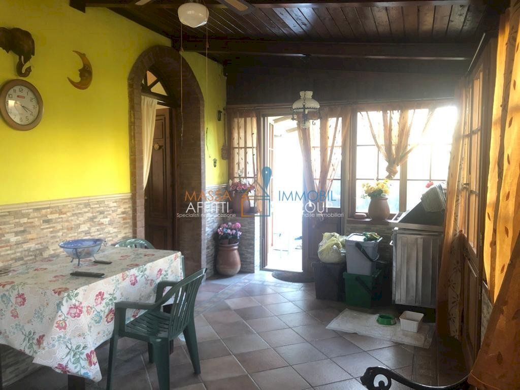 WhatsApp Image 2021-03-11 at 15.29.50 (2).jpeg - Terraced Villa Via Aldo Pucciarelli 38, Carrara - photo 2