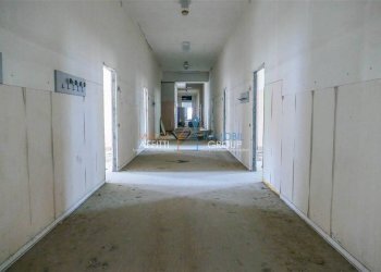 F_237126.jpg - Ufficio Via degli Oliveti 115, Massa - foto 10