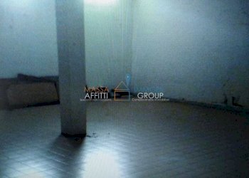 WhatsApp Image 2020-06-22 at 11.29.47 (1).jpeg - Magazzino Via Piave 34B, Carrara - foto 5