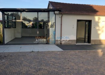 IMG_7136.JPG - Locale Commerciale Via Pandolfino 145, Massa - foto 3