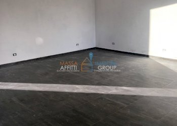 IMG_7129.JPG - Locale Commerciale Via Pandolfino 145, Massa - foto 5