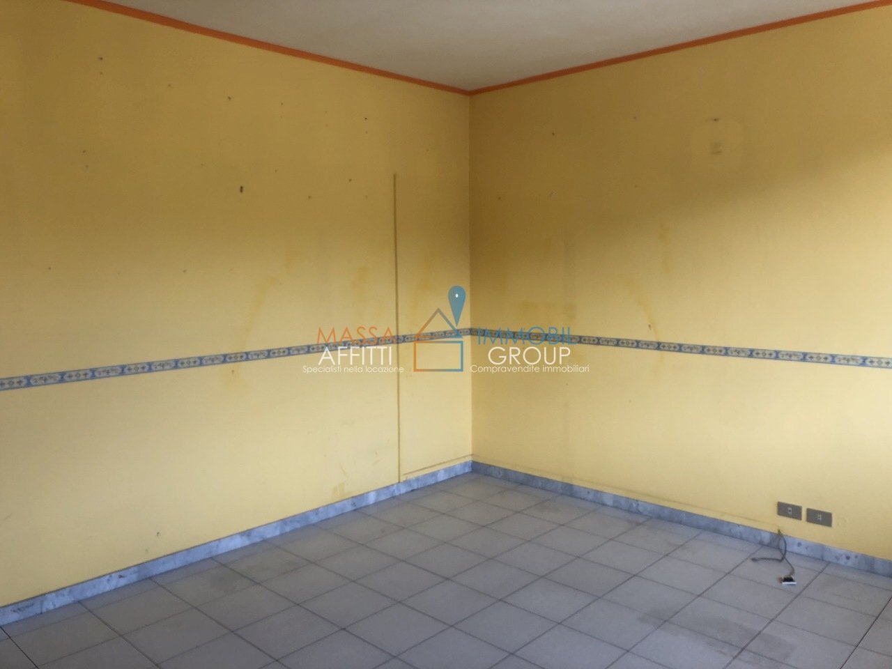 ZVr%Kv7oQJKbpbf46O5NiA.jpg - Office Via Fratelli Rosselli 23, Massa - photo 2