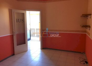 I7wPfGZdSAyImU63Sn+wlQ.jpg - Office Via Fratelli Rosselli 23, Massa - photo 8