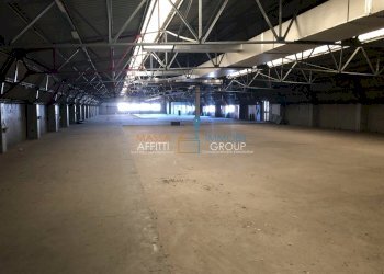 Dr18YozcSHuNedMW9CAV2g.jpg - Commercial Premises Via Argine Destro Carrione 29, Carrara - photo 4