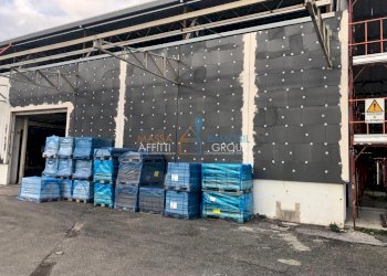 WhatsApp Image 2021-02-19 at 18.06.58 (1).jpeg - Commercial Premises Via Argine Destro Carrione 29, Carrara - photo 7