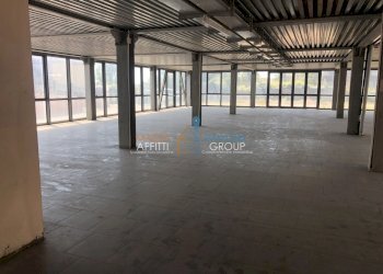 IMG_8909.jpeg - Show room Via degli Oliveti 20, Carrara - foto 9