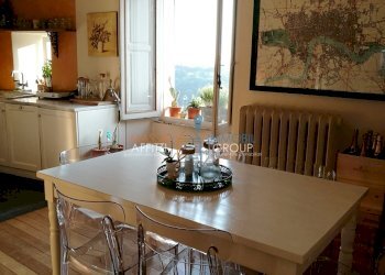 1527279398917-IMG_20180525_190511_1.jpg - Casa semi indipendente Via degli Obertenghi 37, Massa - foto 3