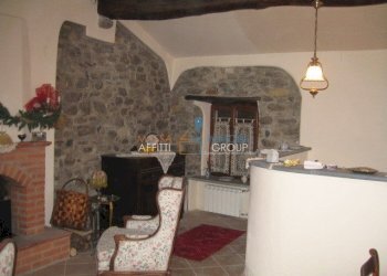 FOTO GASSANO 027.JPG - Casa semi indipendente Piazza Montegrappa 14, Fivizzano - foto 4