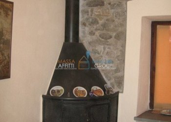 FOTO GASSANO 003.JPG - Casa semi indipendente Piazza Montegrappa 14, Fivizzano - foto 6