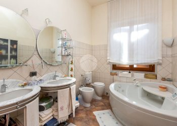 Villa Via Casale, Castell'Alfero - photo 17