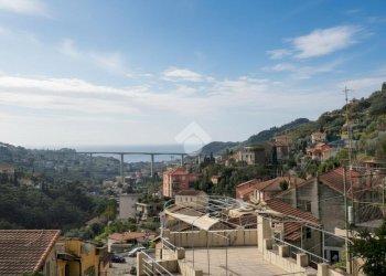 Three-room apartment Via del Municipio, Vallebona - photo 1