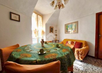 Three-room apartment Via del Municipio, Vallebona - photo 5