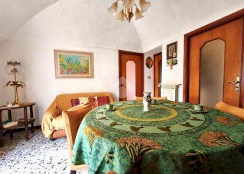 Three-room apartment Via del Municipio, Vallebona - photo 6