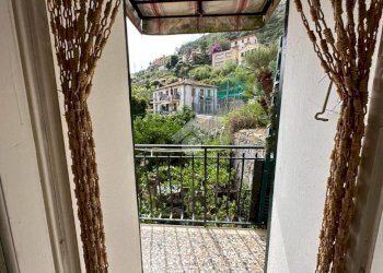 Three-room apartment Via del Municipio, Vallebona - photo 14