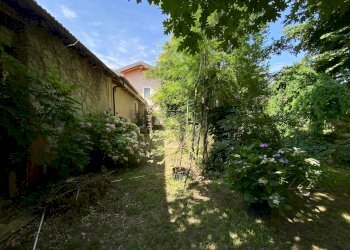 Farmhouse Cuneo, Via Tetti Pesio, Cuneo - photo 12