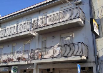 Trilocale Via Nazionale, Falcone - foto 1