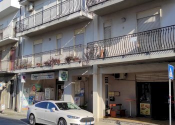 Trilocale Via Nazionale, Falcone - foto 4