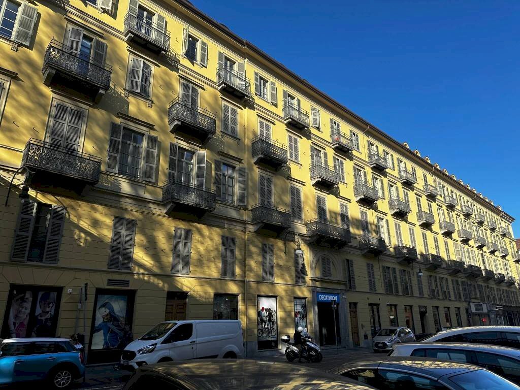 Facciata - Casa indipendente via Torino, frazione Madonna dell'Olmo, Cuneo - foto 1