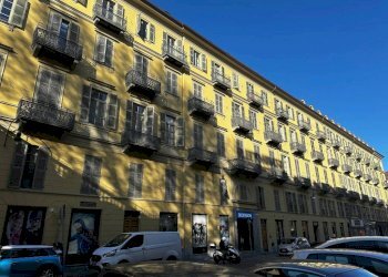 Facciata - Casa indipendente via Torino, frazione Madonna dell'Olmo, Cuneo - foto 1