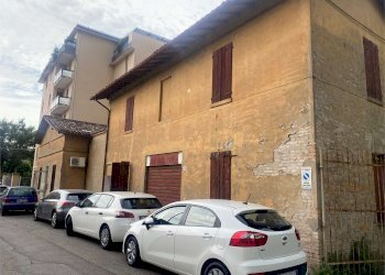 Villa Modena (zona San Faustino) - foto 2