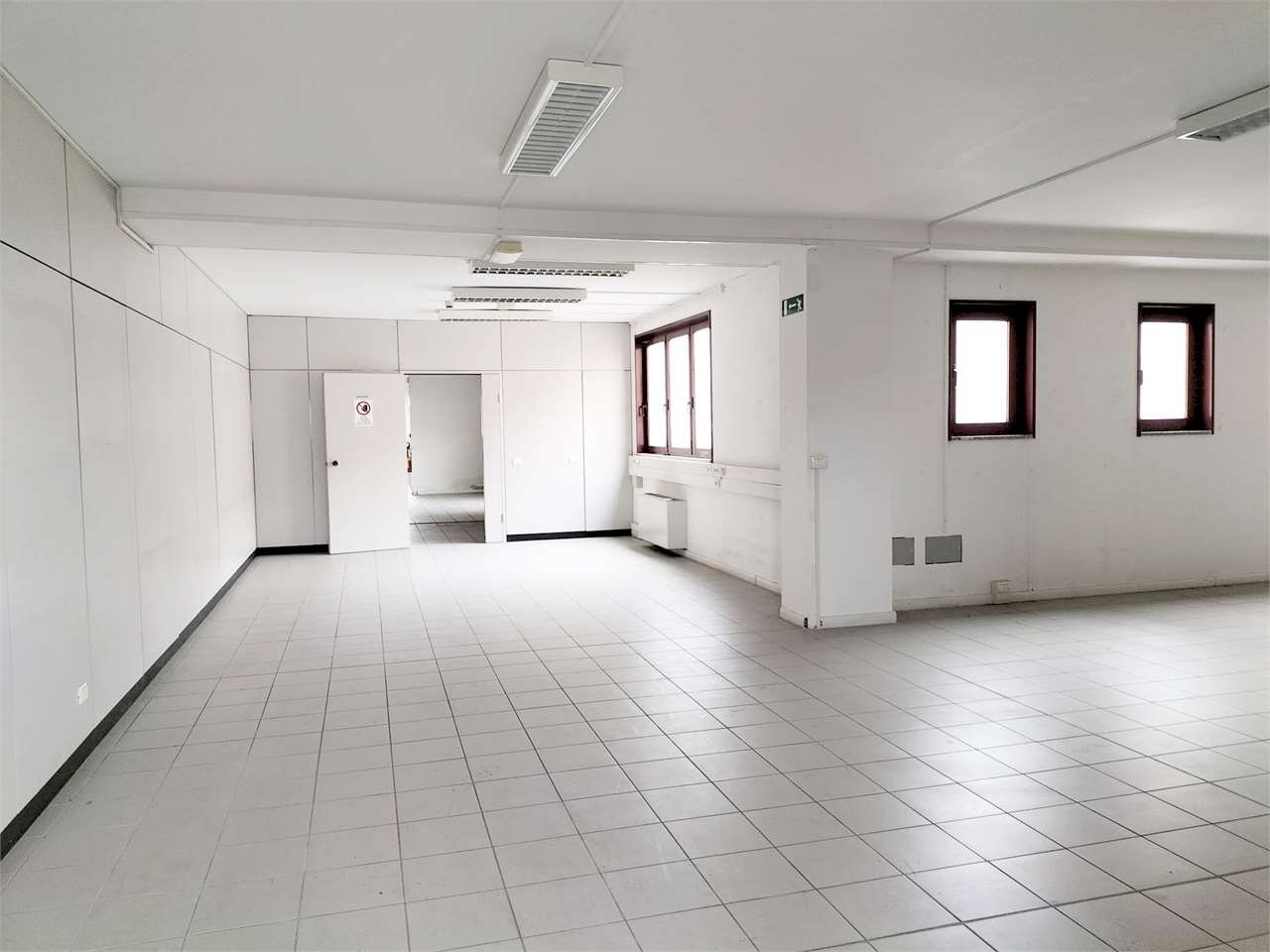 Office Modena (neighborhood Modena Est) - photo 1