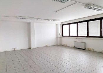 Ufficio Modena (zona Modena Est) - foto 9