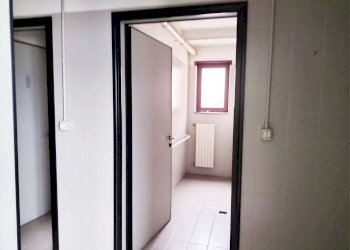 Ufficio Modena (zona Modena Est) - foto 17