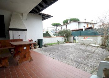 One-room apartment Comacchio - photo 11