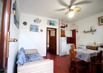 One-room apartment Comacchio - photo 12