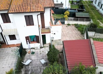 One-room apartment Comacchio - photo 18