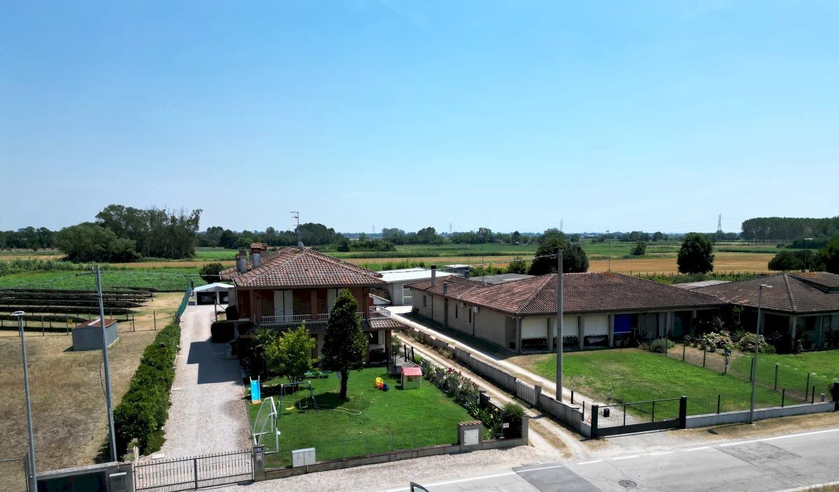 Three-room apartment Comacchio - photo 3