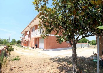 Three-room apartment Comacchio - photo 12