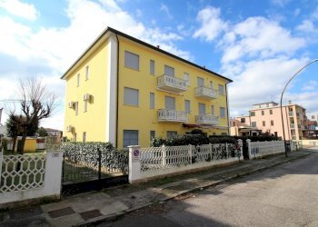 Two-room apartment Comacchio - photo 7
