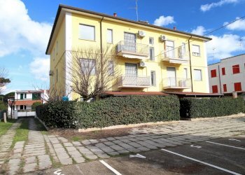 Two-room apartment Comacchio - photo 8