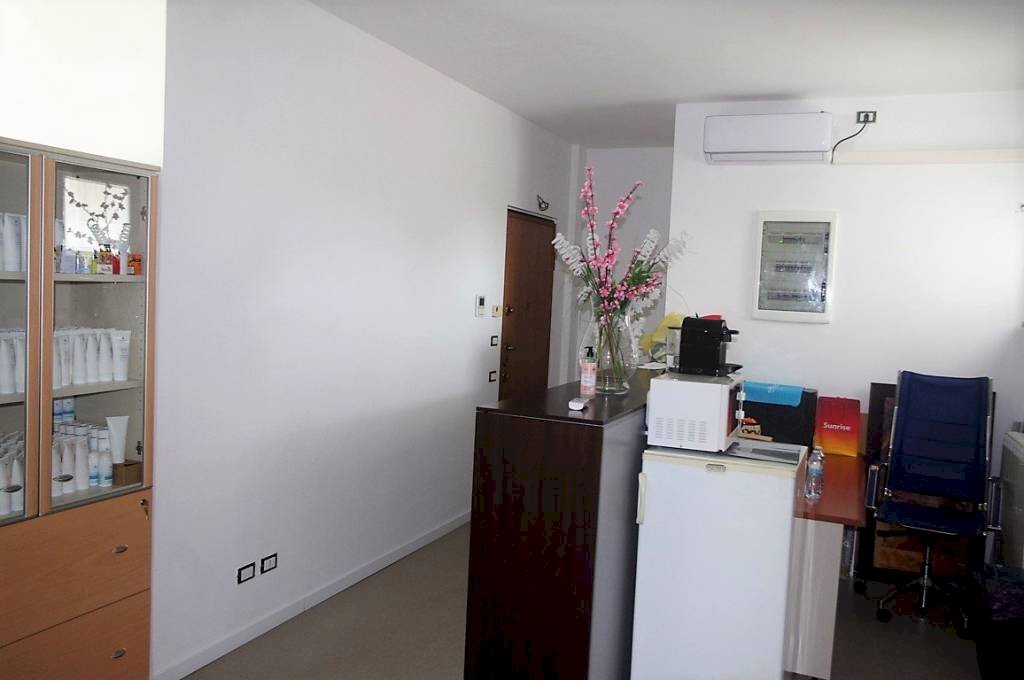 Office via Carlo Cattaneo, 22, Gallarate - photo 2