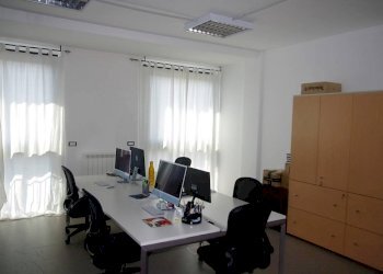 Ufficio via Carlo Cattaneo, 22, Gallarate - foto 5