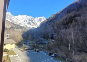 Apartment  Strada Larzey-Entrèves, Courmayeur - photo 10