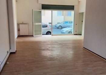 Negozio via del Pretorio, Sassuolo - foto 1