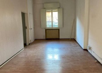 Negozio via del Pretorio, Sassuolo - foto 2