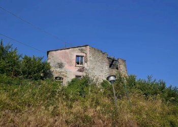 Facciata - Casa indipendente Via degli Ulivi, Lavagna - foto 2